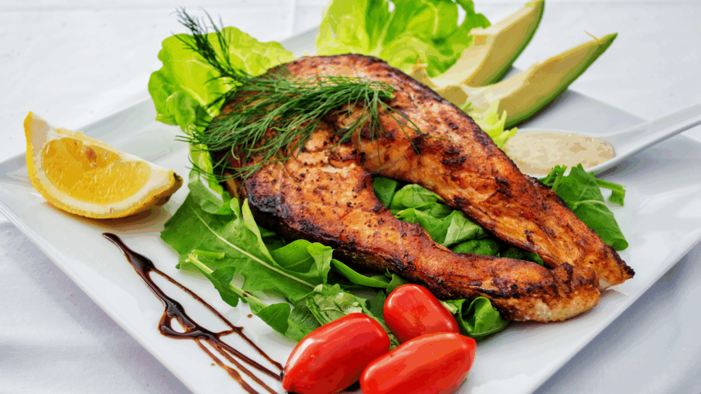 Whole food meals rich in protein and healthy fats help stabilize blood sugar and manage PCOS naturally.